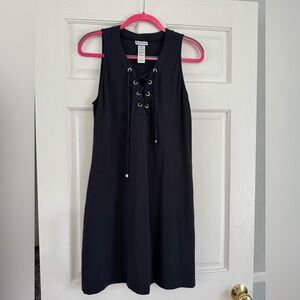 Black Tommy Bahama dress with pockets!